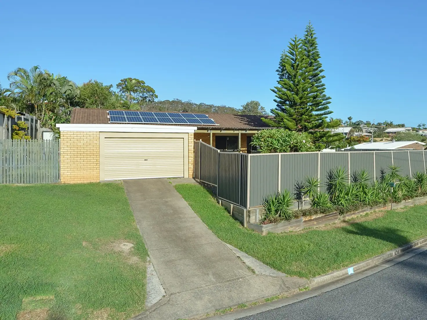 Main view of Homely house listing, 3 Apollo Drive, Clinton QLD 4680