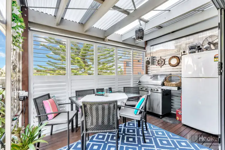 1/8 Bright Avenue, Labrador QLD 4215