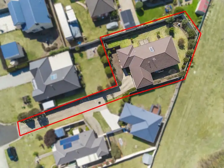 Second view of Homely house listing, 1a Thompson Place, Kilmore VIC 3764