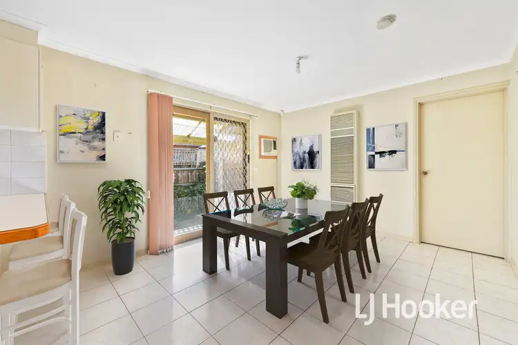 Fourth view of Homely unit listing, 1/47 David Collins Drive, Endeavour Hills VIC 3802