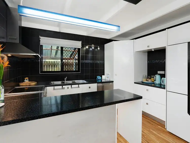 1/32 Anderson Street, Trinity Beach QLD 4879