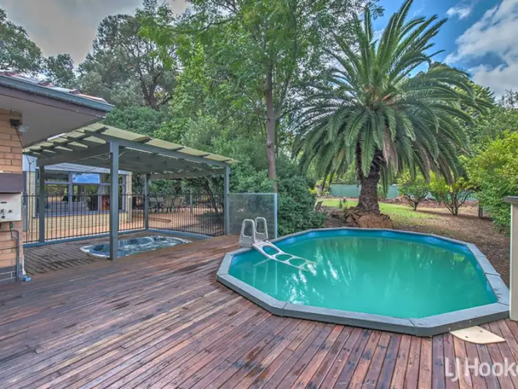 83 Holden Road, Roleystone WA 6111