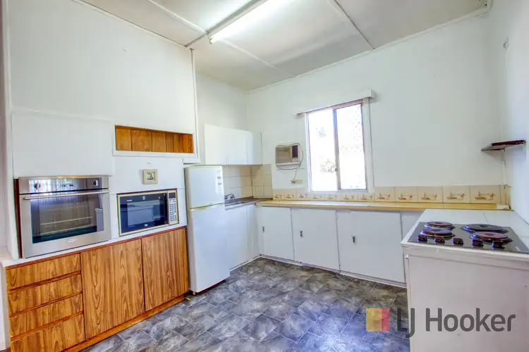 Second view of Homely house listing, 8 Limmer Street, Manjimup WA 6258