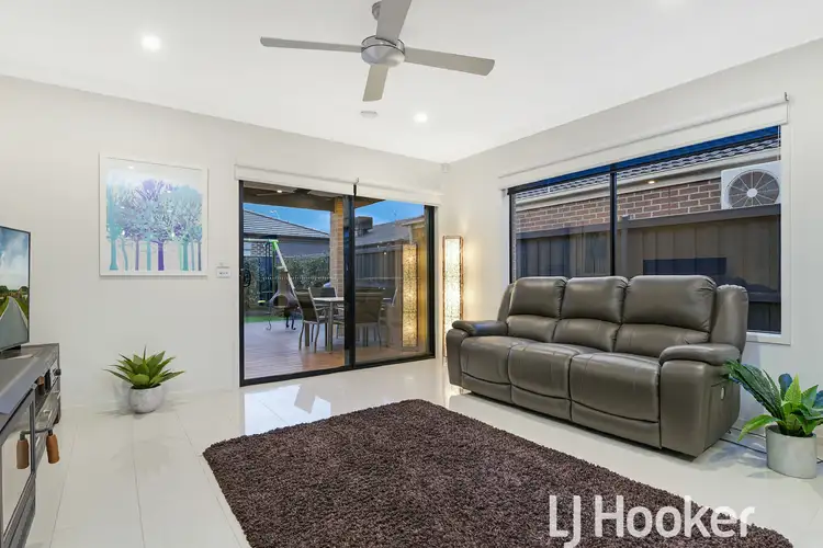 Fifth view of Homely house listing, 44 Strettle Crescent, Cranbourne North VIC 3977
