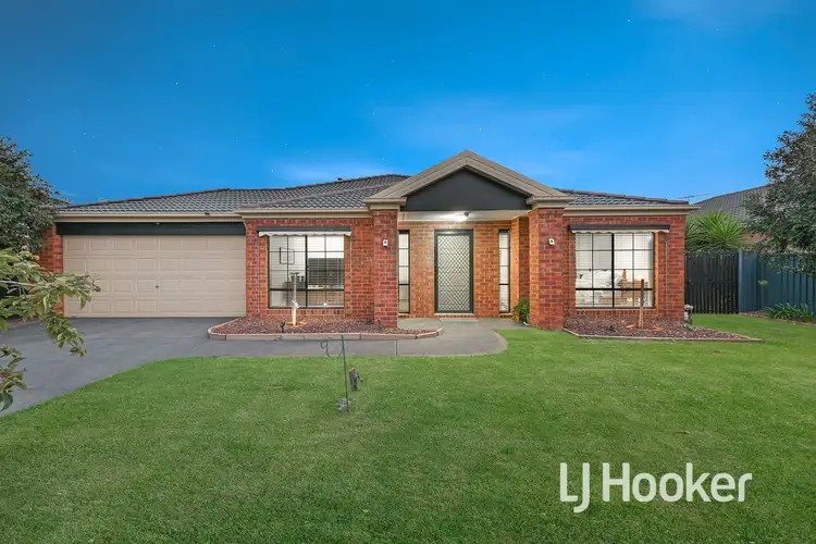 8 Eskdale Court, Pakenham VIC 3810