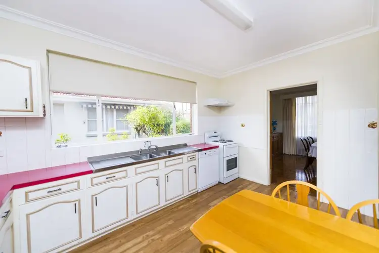 Sixth view of Homely house listing, 33 Ernest Street, Queanbeyan NSW 2620