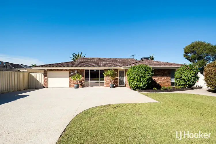 14 Townson Place, Leeming WA 6149
