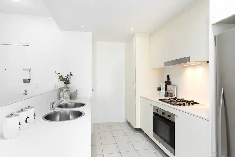 Third view of Homely apartment listing, 26/3 Victoria Park Parade, Zetland NSW 2017