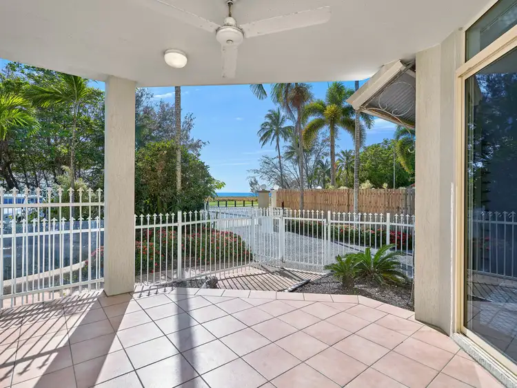 1/41 Sims Esplanade, Yorkeys Knob QLD 4878