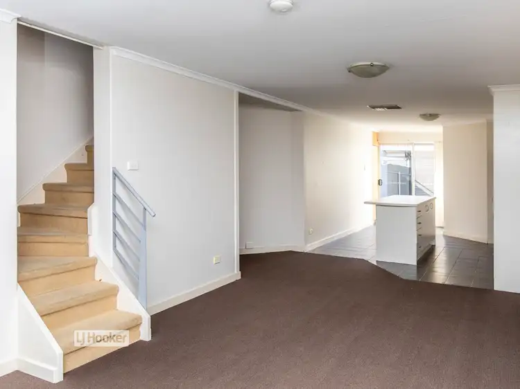 Sixth view of Homely unit listing, 4/26 Nicker Crescent, Gillen NT 870
