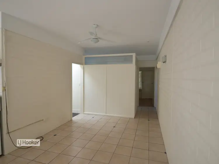 Fourth view of Homely unit listing, 7/8 Chewings Street, East Side NT 870