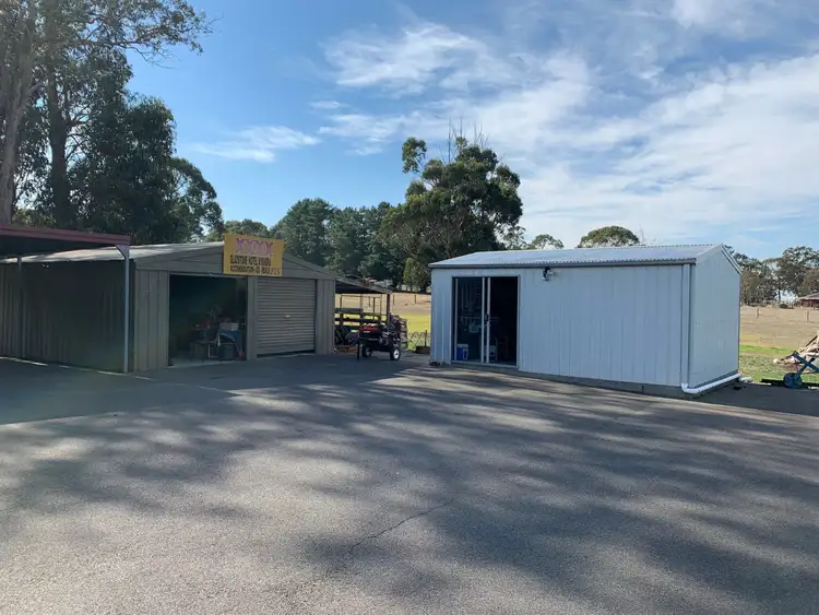 Second view of Homely house listing, 40 Kyandra Drive, Tyers VIC 3844
