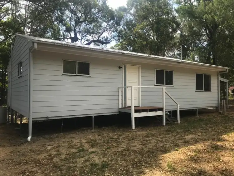 249 High Central Road, Macleay Island QLD 4184