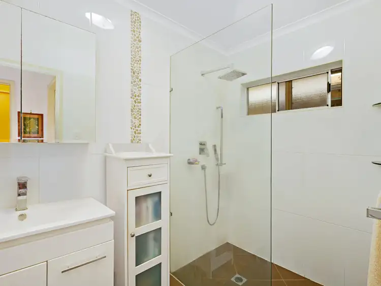 Fifth view of Homely unit listing, 1/1 Josephine Close, Yorkeys Knob QLD 4878