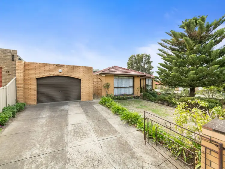 121 OSBORNE AVENUE, Clayton South VIC 3169