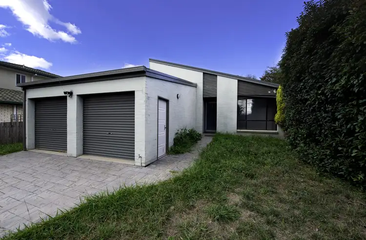 16 Berkeley Street, Dunlop ACT 2615