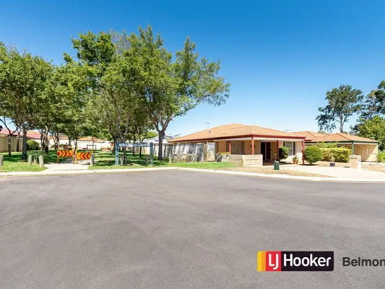 Second view of Homely house listing, 8 Harriet Place, Cloverdale WA 6105