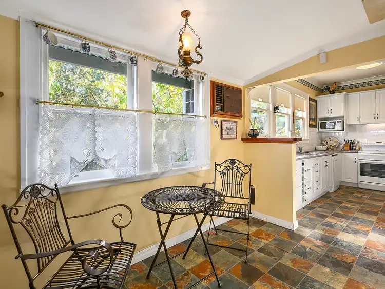 Fifth view of Homely house listing, 27 Villeneuve Street, Alexandra VIC 3714