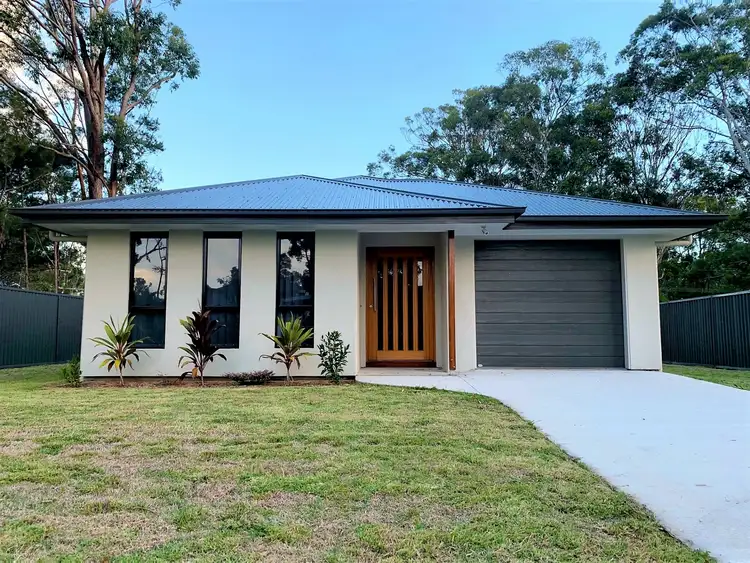28 Rossi Ave, Russell Island QLD 4184