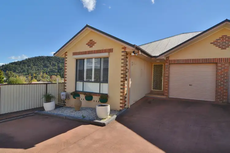 Main view of Homely unit listing, 3/25 Hoskins Avenue, Lithgow NSW 2790