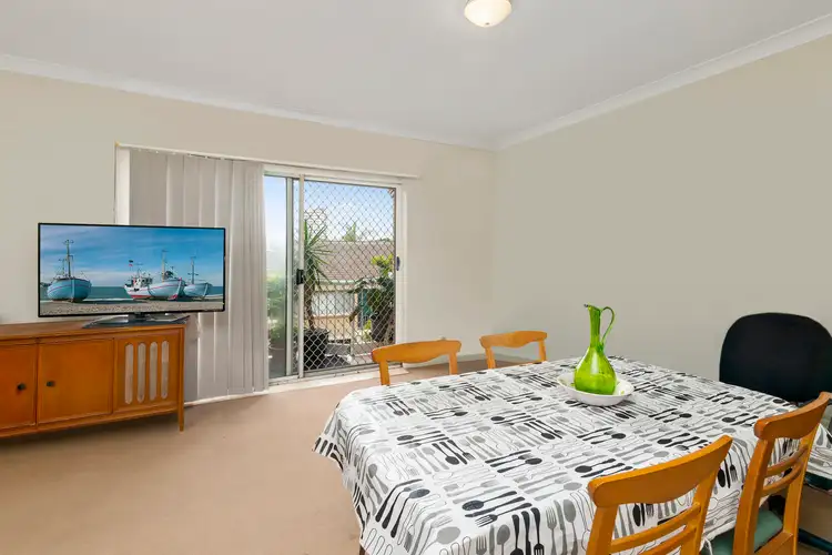 18/14 Mawarra Street, Palm Beach QLD 4221