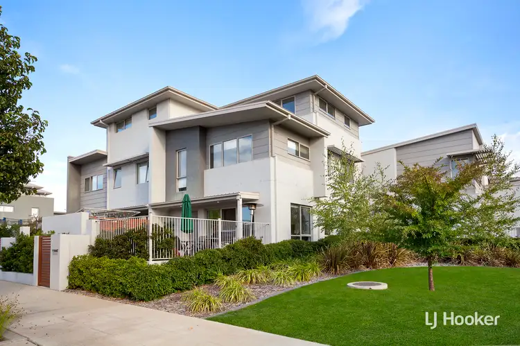 15/20 Clare Burton Crescent, Franklin ACT 2913