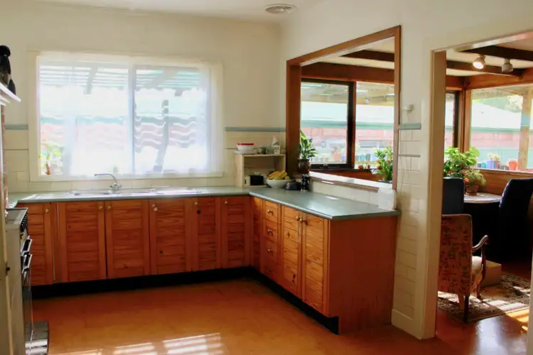 Fifth view of Homely house listing, 15 Albert Street, Alexandra VIC 3714