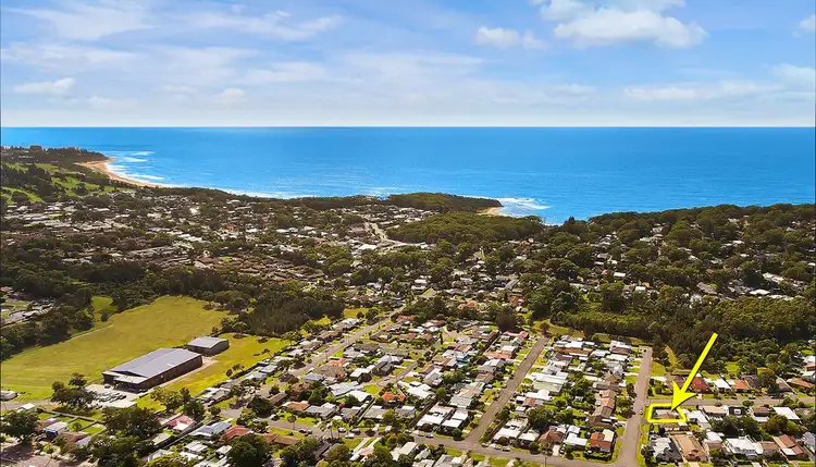 Second view of Homely semi-detached listing, 2/1 Papala Avenue, Bateau Bay NSW 2261