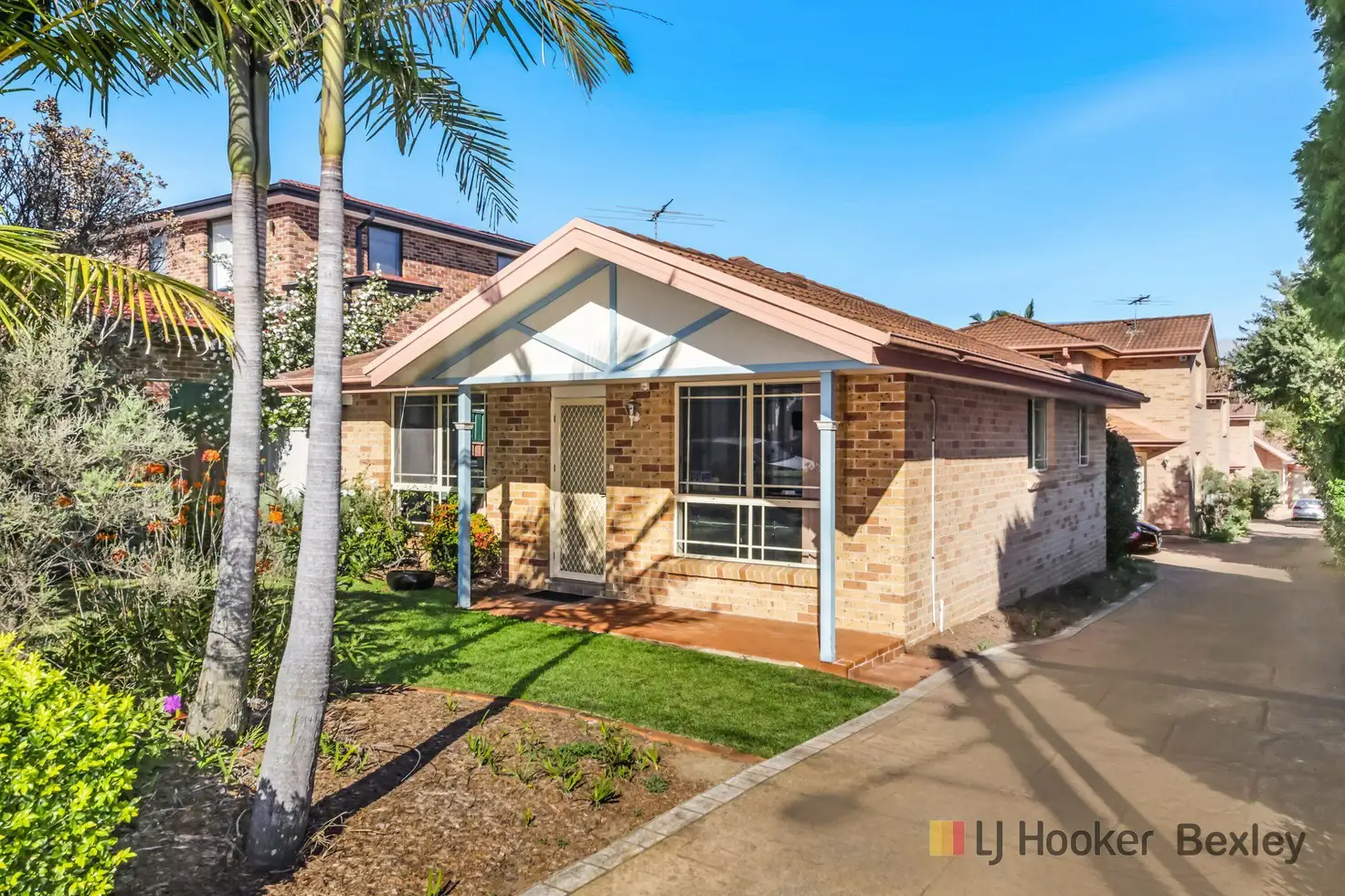 Main view of Homely villa listing, 1/27 Preddys Road, Bexley NSW 2207