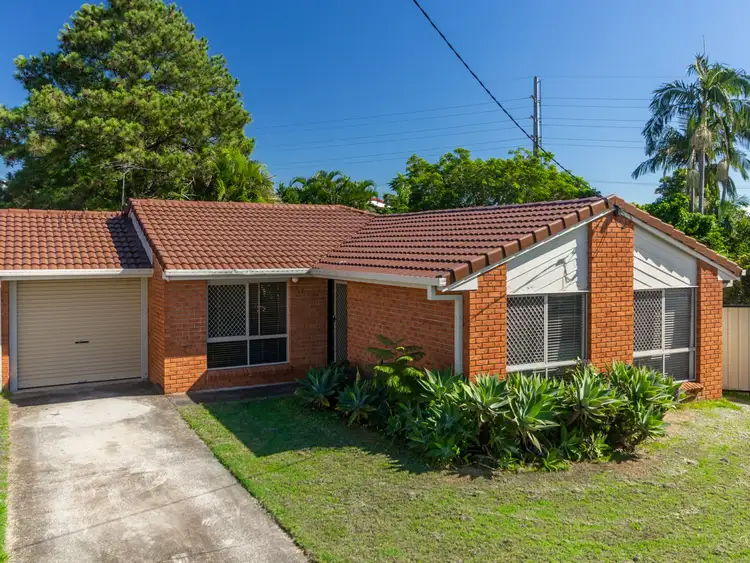 11 Front Court, Marsden QLD 4132