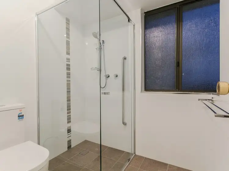 Sixth view of Homely house listing, 7 Rainie Place, Parmelia WA 6167