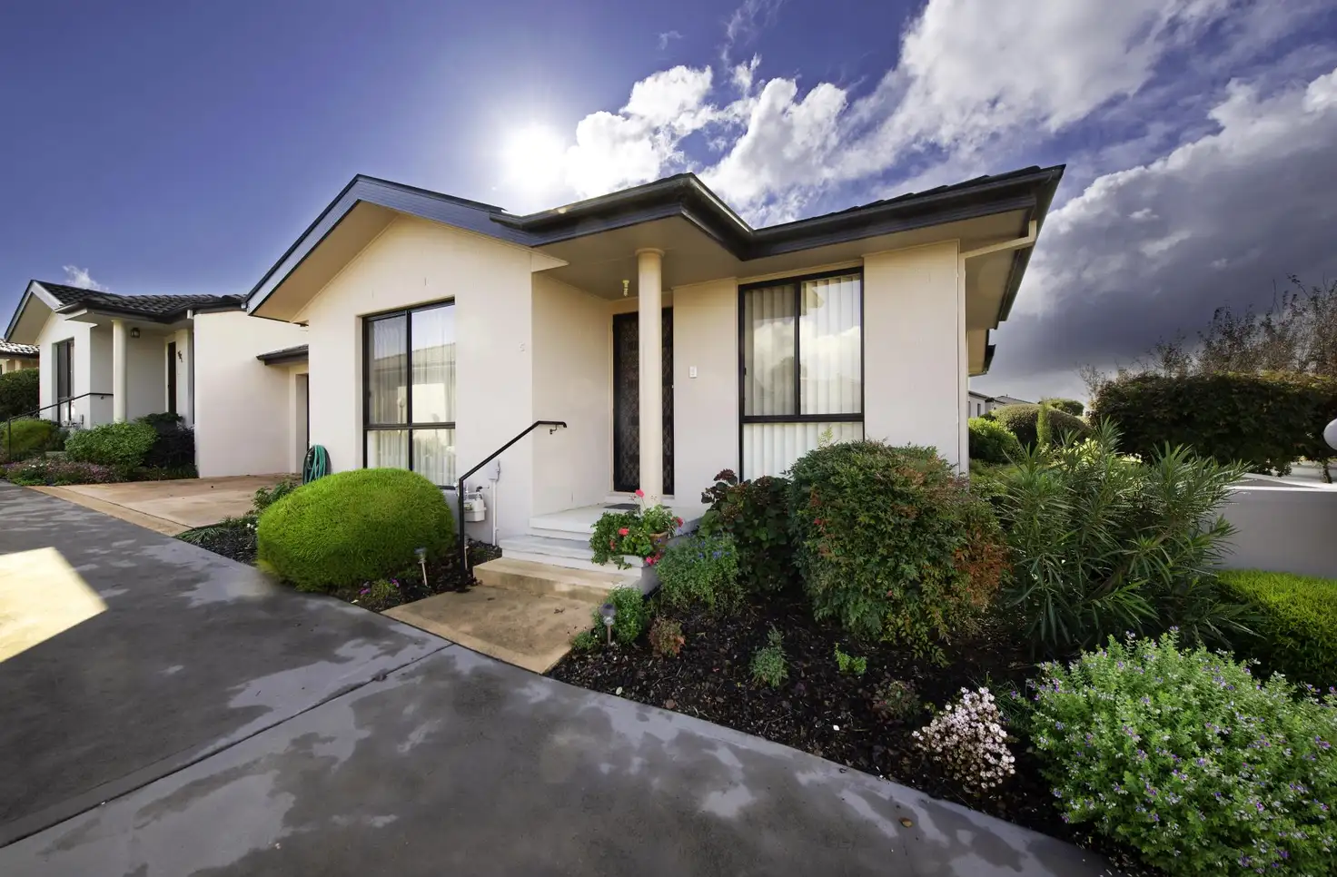 Main view of Homely townhouse listing, 5/48 Siroset Close, Dunlop ACT 2615