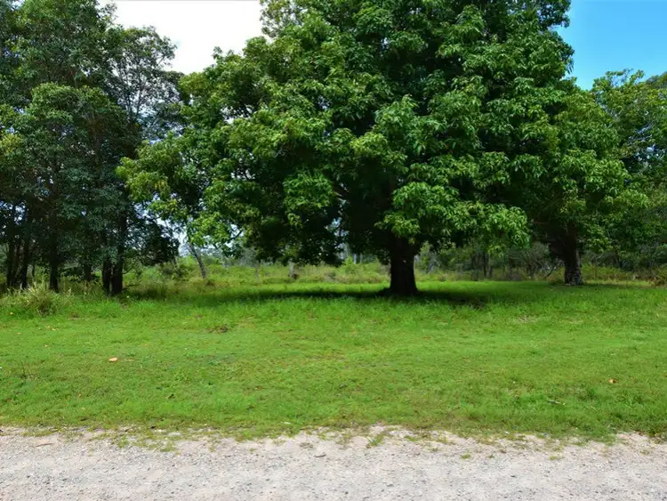 85 South End Rd, Russell Island QLD 4184