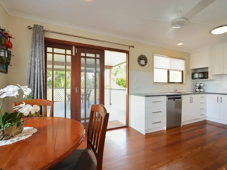Second view of Homely house listing, 7 Carinya Drive, Clinton QLD 4680