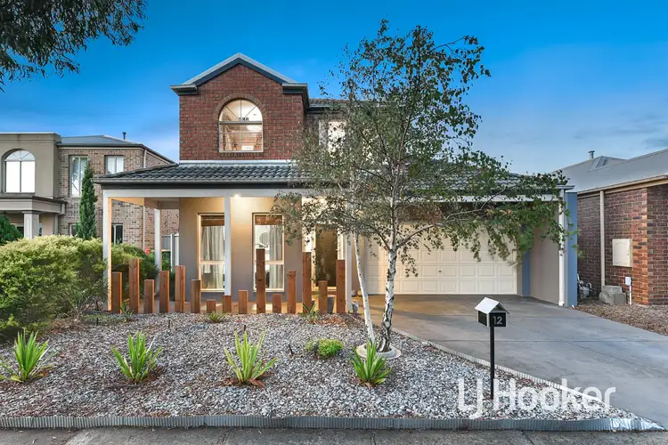 12 Hopkins Pass, Pakenham VIC 3810