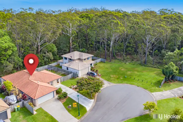16 Green Place, Redland Bay QLD 4165