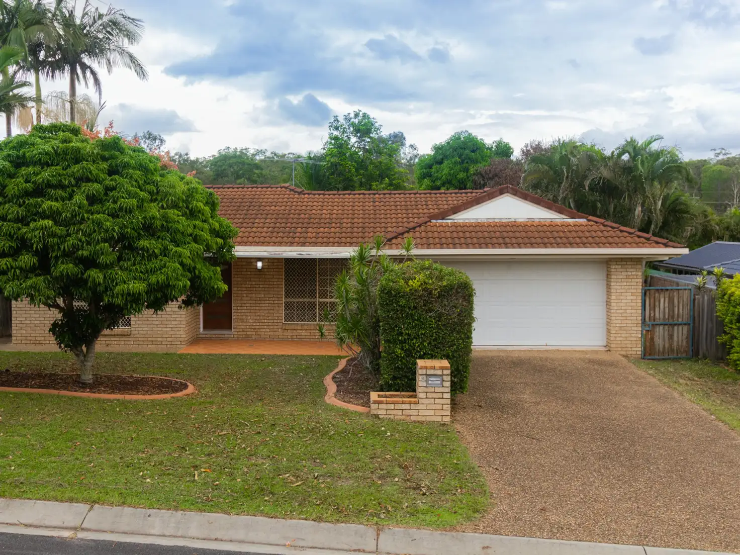 Main view of Homely house listing, 4 Mandeville Place, Regents Park QLD 4118