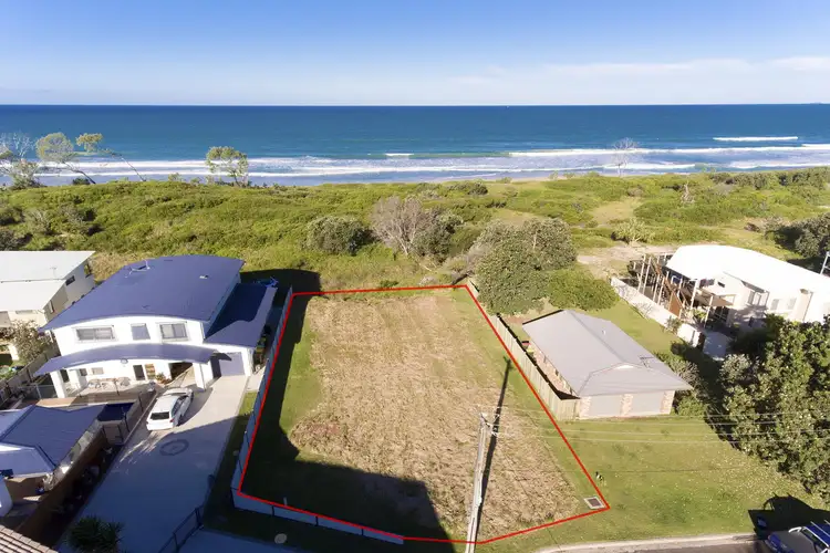19 Pipeclay Close, Corindi Beach NSW 2456