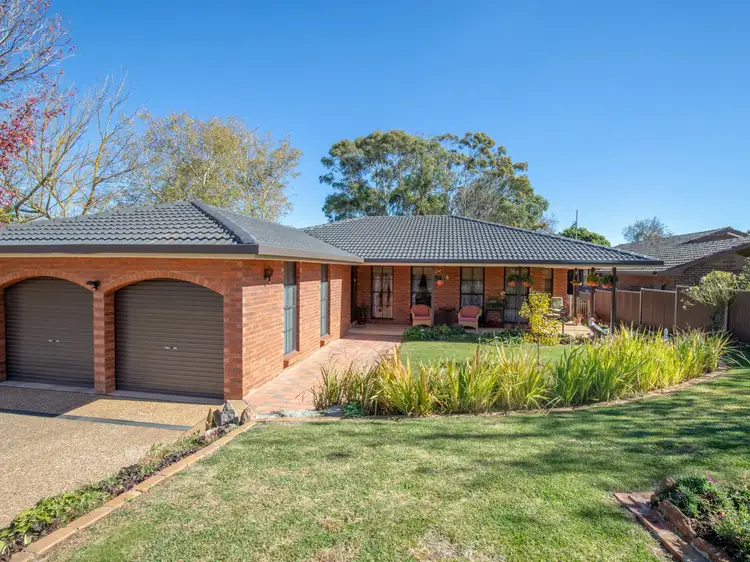 17 Blenheim Avenue, Oberon NSW 2787