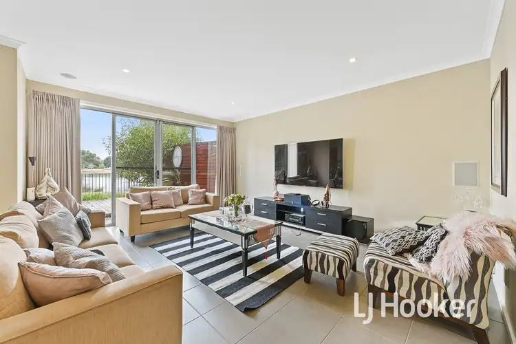 Fifth view of Homely house listing, 7 Albatross Drive, Pakenham VIC 3810