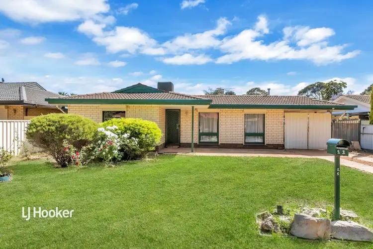 11 Middle Avenue, Paralowie SA 5108