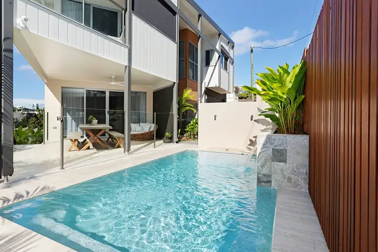 7 Mary Street, Alexandra Headland QLD 4572