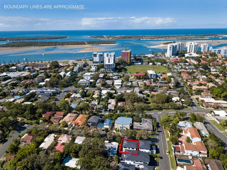 4 Hilltop Street, Labrador QLD 4215