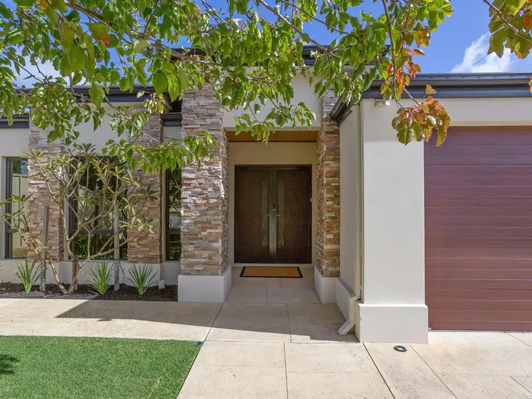 Second view of Homely house listing, 6 Emmet Parkway, Canning Vale WA 6155