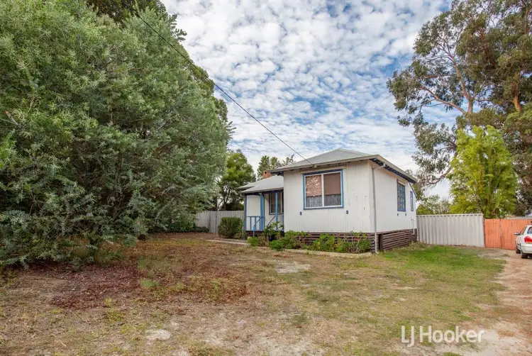 Second view of Homely house listing, 6 Benwell Place, Collie WA 6225