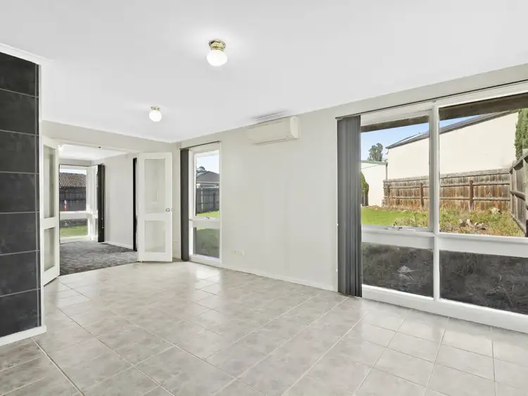 Sixth view of Homely house listing, 3 Milligan Court, Traralgon VIC 3844
