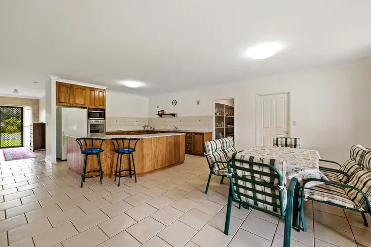 Sixth view of Homely house listing, 4 Melric Court, Geham QLD 4352