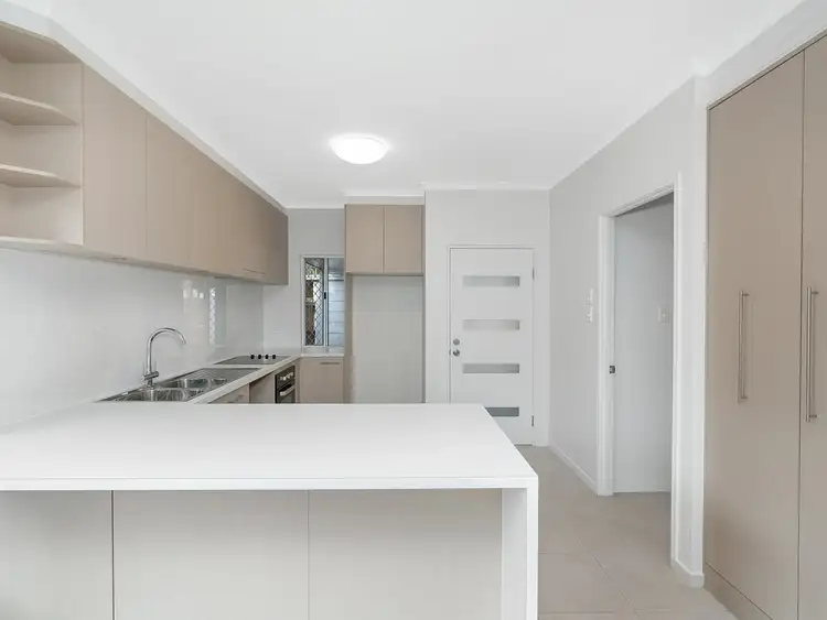 Second view of Homely house listing, 8 Rainy Mountain Place, Smithfield QLD 4878