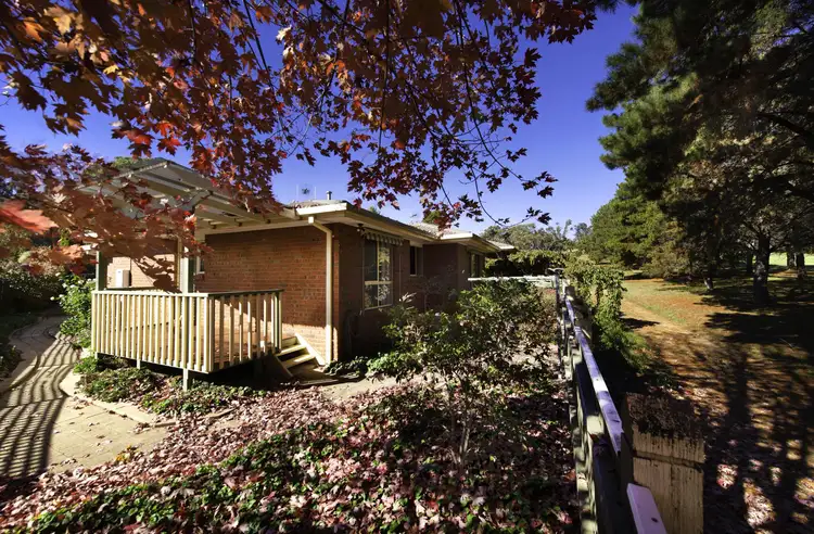 2/106 Britten Jones Drive, Holt ACT 2615