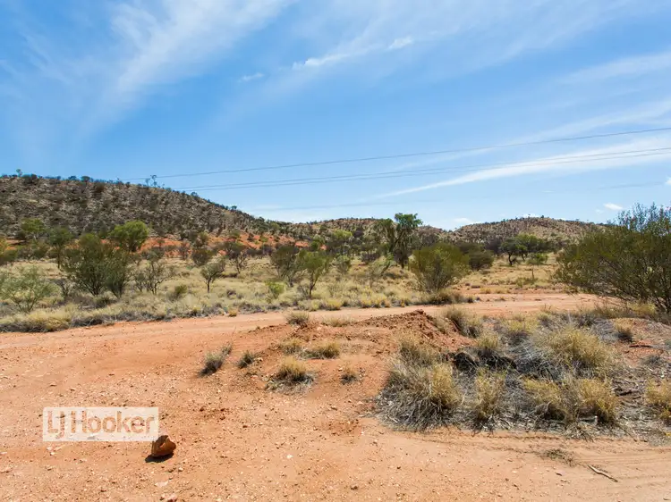 74 Hillside Gardens, Desert Springs NT 870